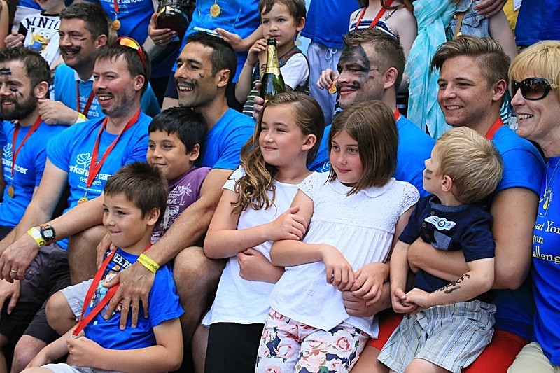 BV6R2069 - DRAGON BOAT RACES 2015 York Rotary Club