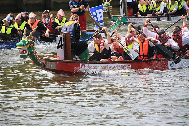 BV6R1634 - DRAGON BOAT RACES 2015 York Rotary Club