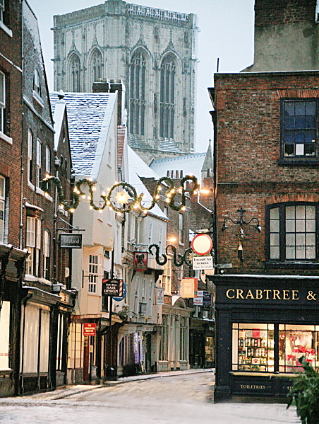 IMG_7326 Stonegate,York CS4 - YORK AGAINST CANCER CHRISTMAS CARD CHOICE 2010