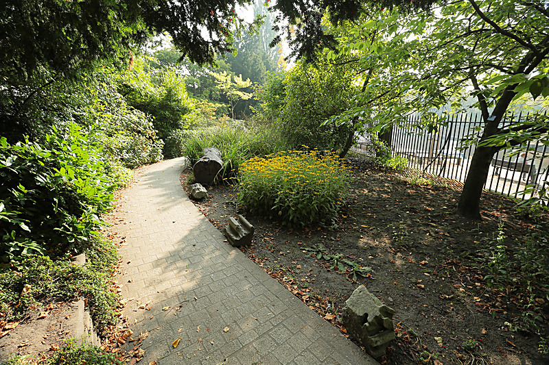 SEPTEMBER 2014-7 - FOUR SEASONS MUSEUM GARDENS