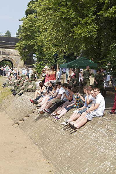 IMG_8849_2_2 - DRAGON BOAT RACE 2013 York Rotary Club