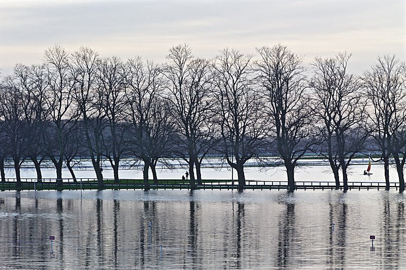 28 December 2015 CIVIC TRUST KNAVESMIRE IN FLOOD - 4 of 9 - KNAVESMIRE IN FLOOD   DECEMBER 2015