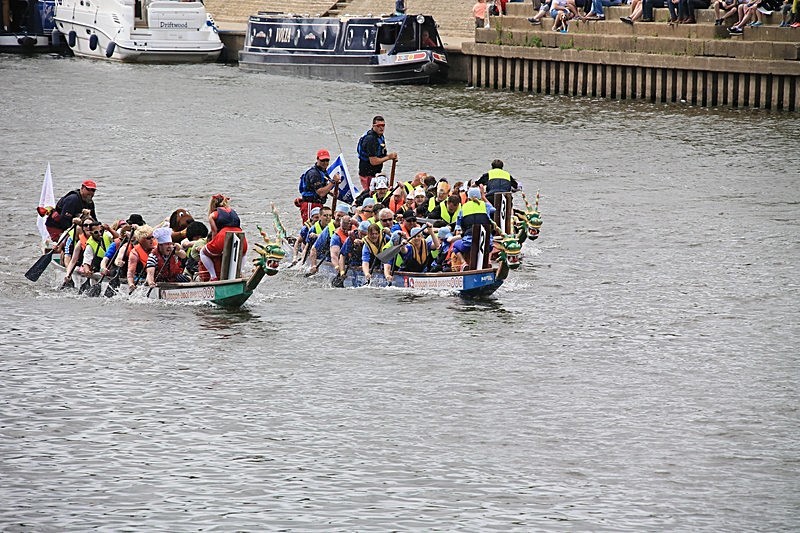BV6R1831 - DRAGON BOAT RACES 2015 York Rotary Club
