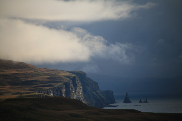 30. MACLEODS MAIDENS, IDRIGILL POINT FROM HOE POINT, SKYE - SCOTLAND
