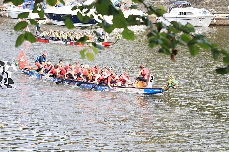BV6R1405 - DRAGON BOAT RACES 2015 York Rotary Club