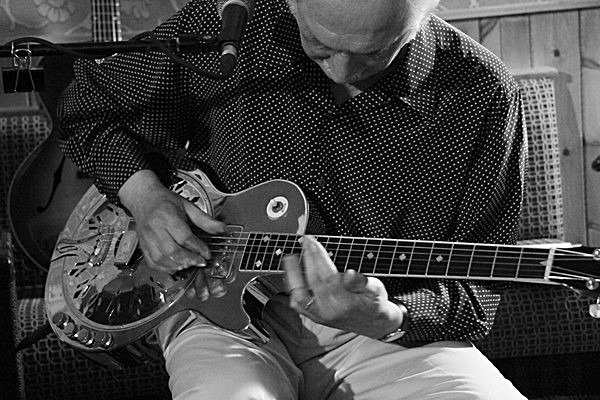 1865909 - Version 2 - MARK KNOPFLER & STEVE PHILLIPS