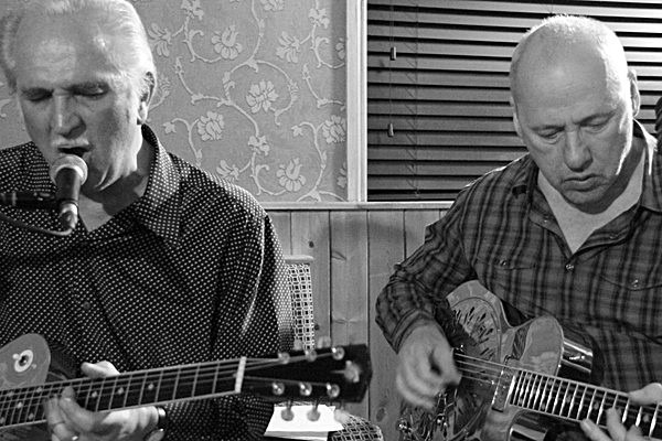 4038325 - Version 2 - MARK KNOPFLER & STEVE PHILLIPS