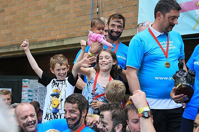 BV6R2059 - DRAGON BOAT RACES 2015 York Rotary Club