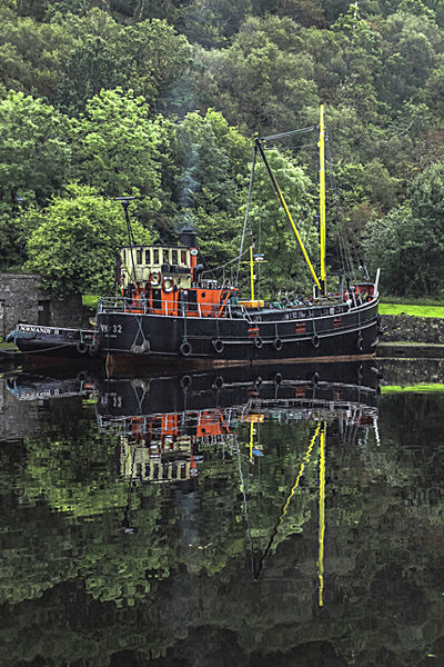 OLD PUFFER 2 CRINAN  SCOTLAND- - SCOTLAND  WESTERN ISLES, SEPT 2013