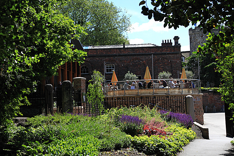 JUNE 2015 -8 - FOUR SEASONS MUSEUM GARDENS