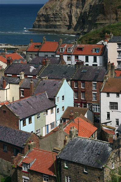 4  Staithes . N.Yorks - WHITBY AREA