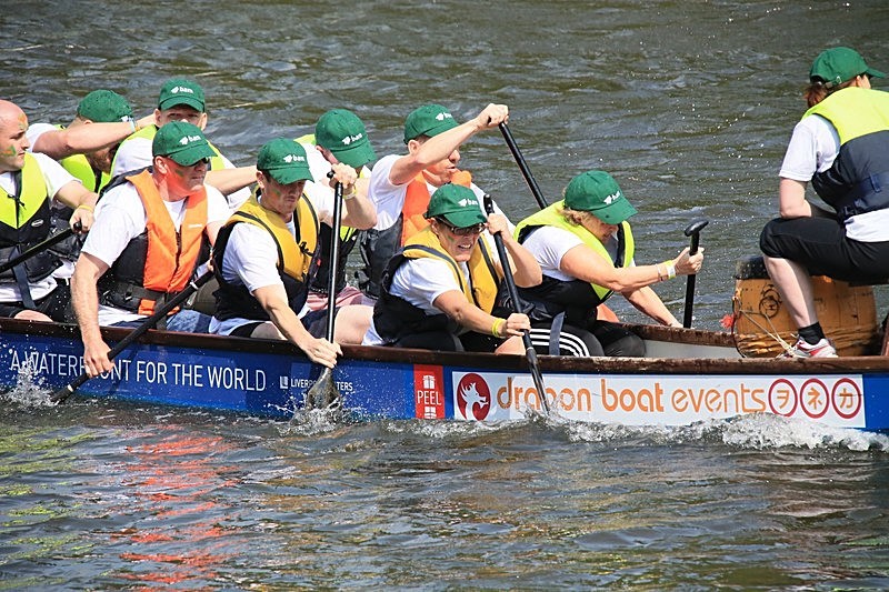 BV6R1435 - DRAGON BOAT RACES 2015 York Rotary Club