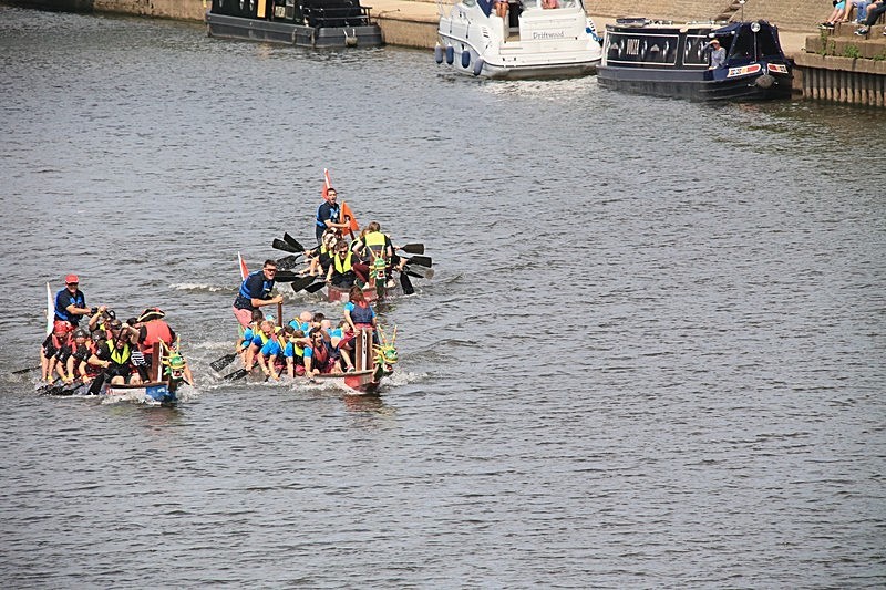 BV6R1449 - DRAGON BOAT RACES 2015 York Rotary Club
