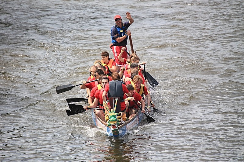 BV6R1673 - DRAGON BOAT RACES 2015 York Rotary Club