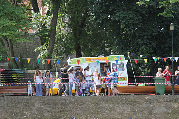 IMG_8928 - DRAGON BOAT RACE 2013 York Rotary Club