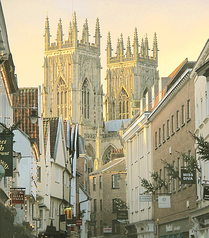 IMG_Winter Sunset York Minster from Petergate  2253 copy2 copy_2 copy  - PORTFOLIO 2015