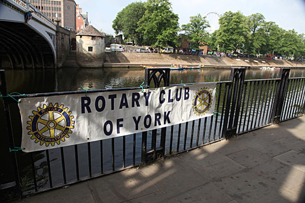 IMG_0605 - DRAGON BOAT RACE 2013 York Rotary Club