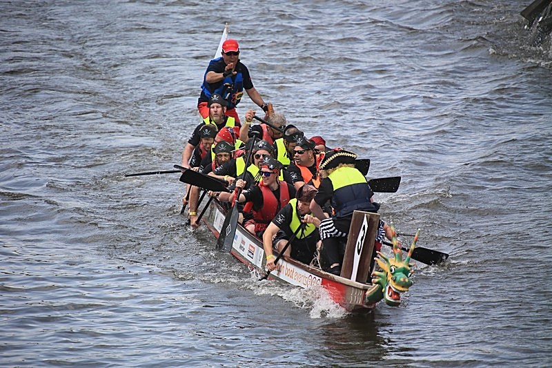 BV6R1687 - DRAGON BOAT RACES 2015 York Rotary Club