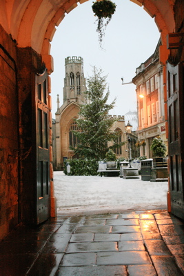 21 St Helen's Church from Mansion House - YORK SNOW 2008