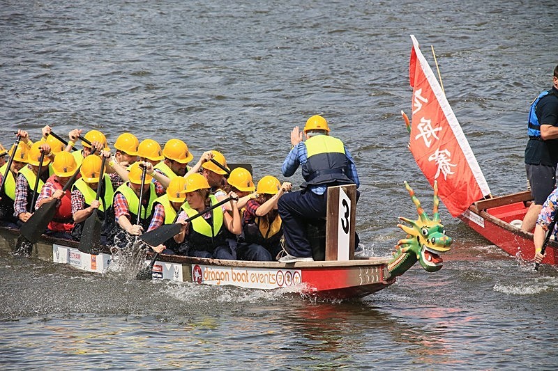 BV6R1587 - DRAGON BOAT RACES 2015 York Rotary Club