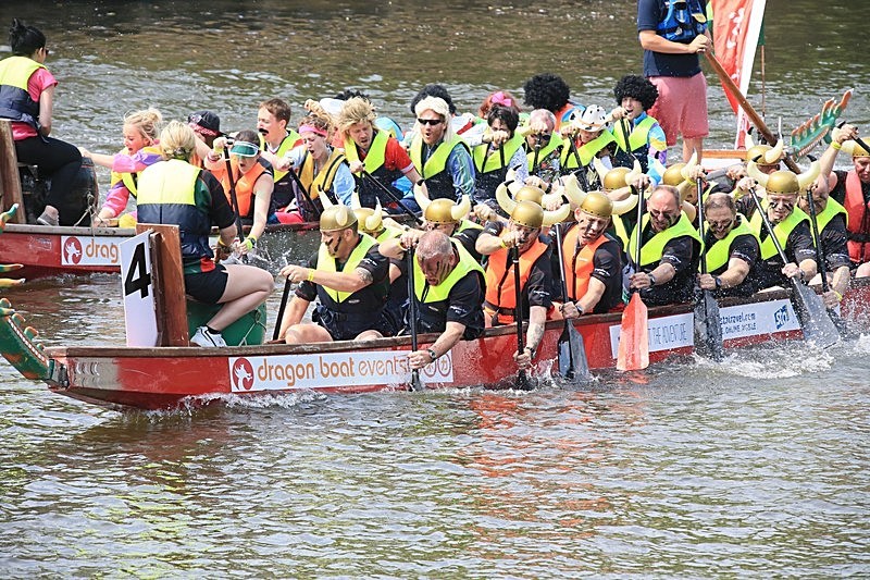 BV6R1572 - DRAGON BOAT RACES 2015 York Rotary Club