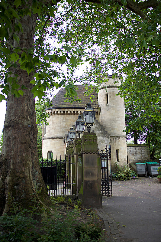 JUNE 2014    - FOUR SEASONS MUSEUM GARDENS
