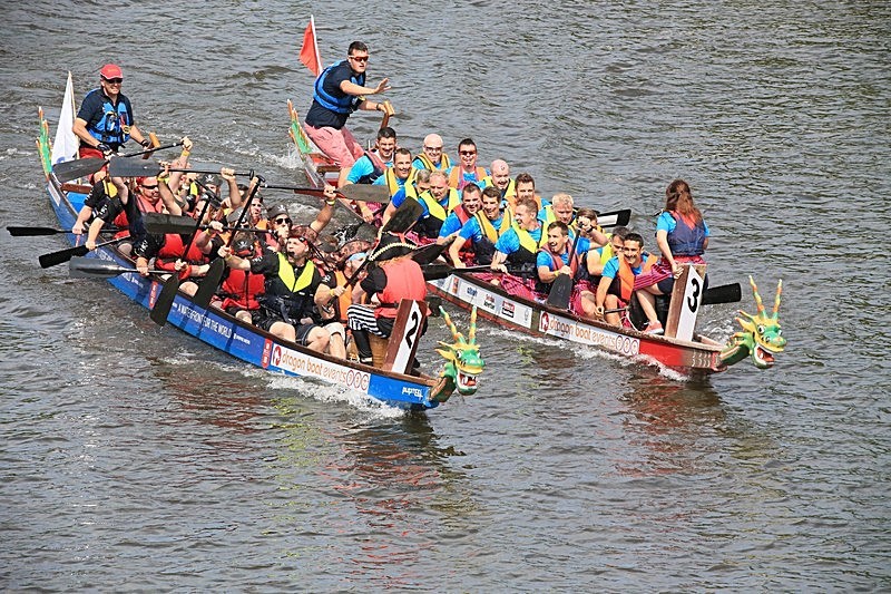 BV6R1476 - DRAGON BOAT RACES 2015 York Rotary Club