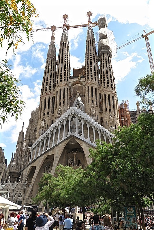 V BEST SAGRADE FAMILIA17 June 2016 - 1 of 11 - SAGRADA FAMILIA, BARCELONA 2016