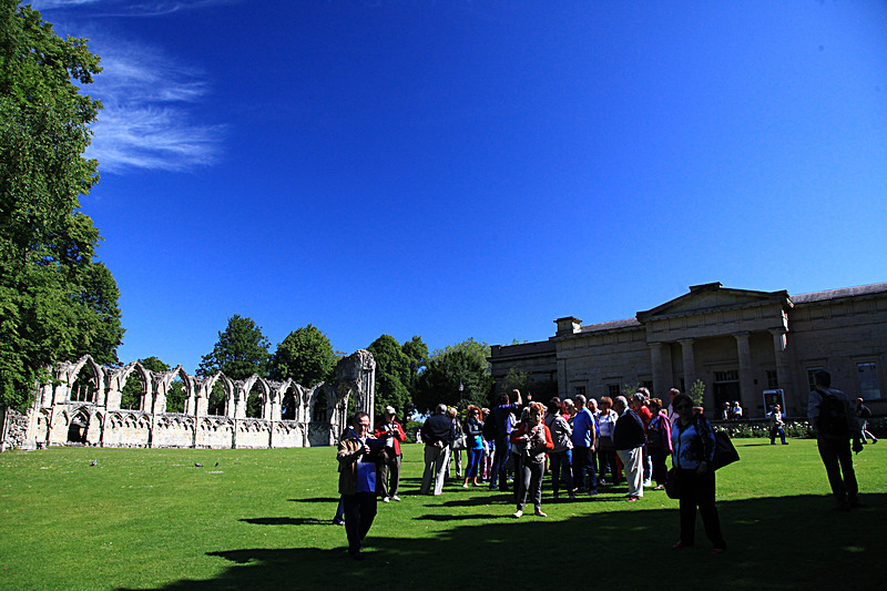 JUNE 2015-22 - FOUR SEASONS MUSEUM GARDENS