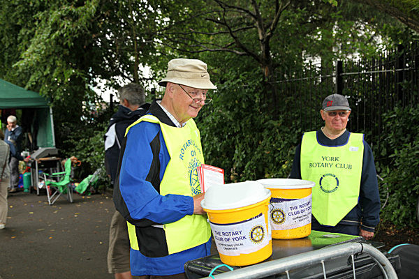 IMG_8428 - DRAGON BOAT RACE 2014 York Rotary Club