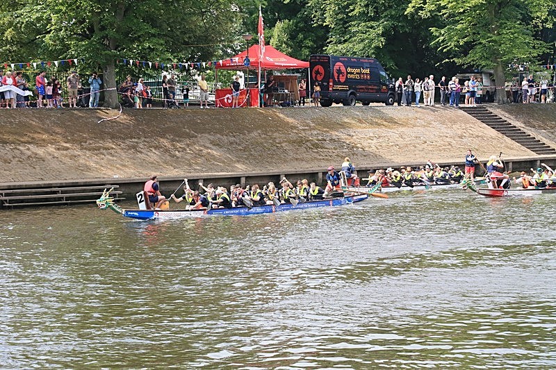 BV6R1528 - DRAGON BOAT RACES 2015 York Rotary Club