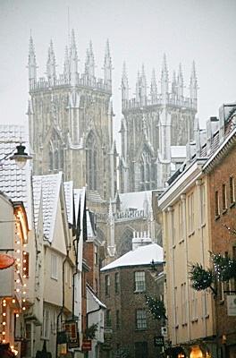6 Minster from Petergate - YORK SNOW 2008