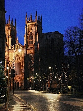 14 Minster - YORK SNOW 2008