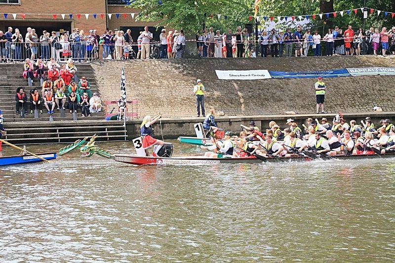 BV6R1531 - DRAGON BOAT RACES 2015 York Rotary Club