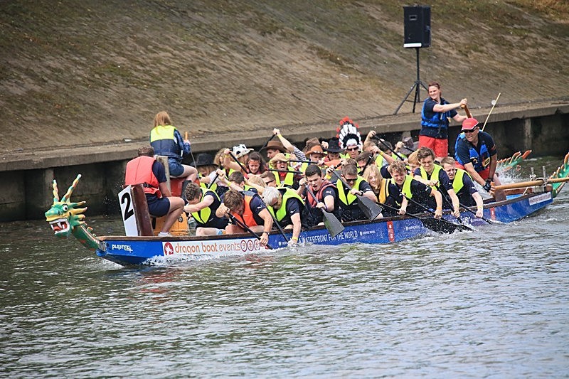 BV6R1525 - DRAGON BOAT RACES 2015 York Rotary Club