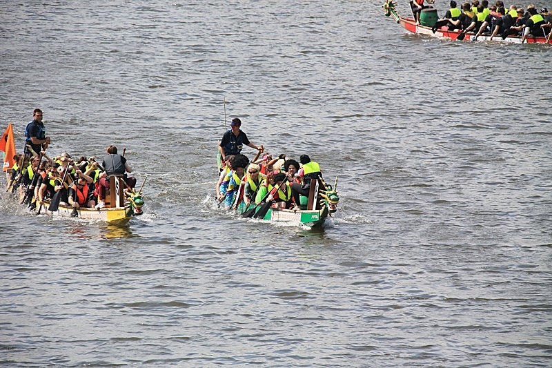 BV6R1746 - DRAGON BOAT RACES 2015 York Rotary Club