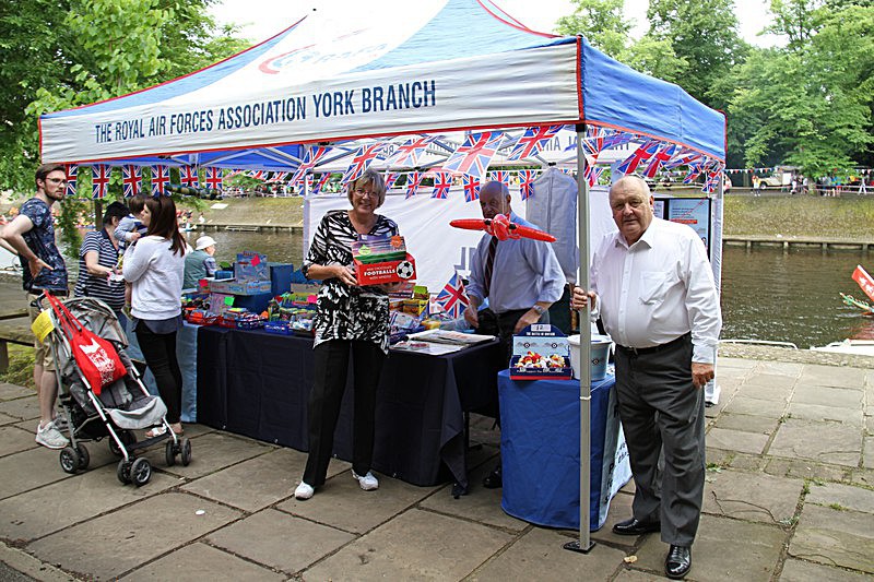 DRAGON BOAT RACE 10 July 2016 - 85 of 549 - DRAGON BOAT RACES 2016 York Rotary Club
