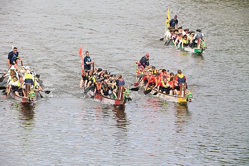BV6R1512 - DRAGON BOAT RACES 2015 York Rotary Club