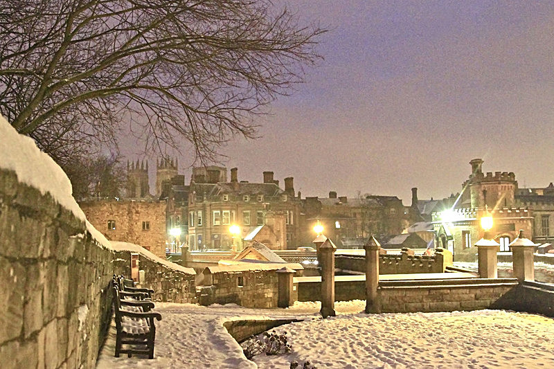 IMG_3862 - SNOWY EVENING YORK - PORTFOLIO 2015