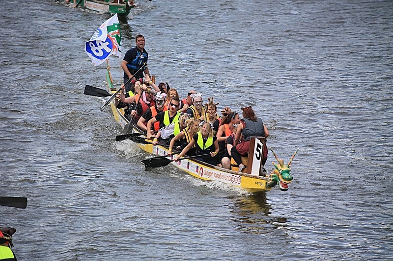 BV6R1690 - DRAGON BOAT RACES 2015 York Rotary Club
