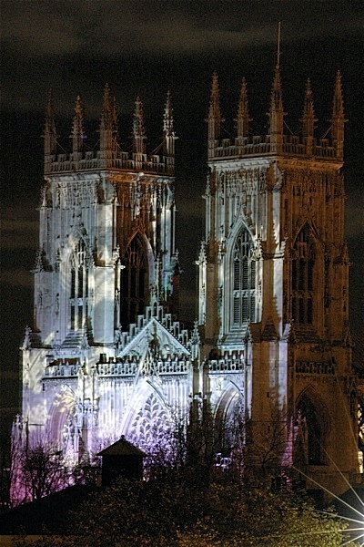 CS239 CHRISTMAS LIGHTS YORK MINSTER - YORK AGAINST CANCER ART EXHIBITION 23rd SEPT 2011