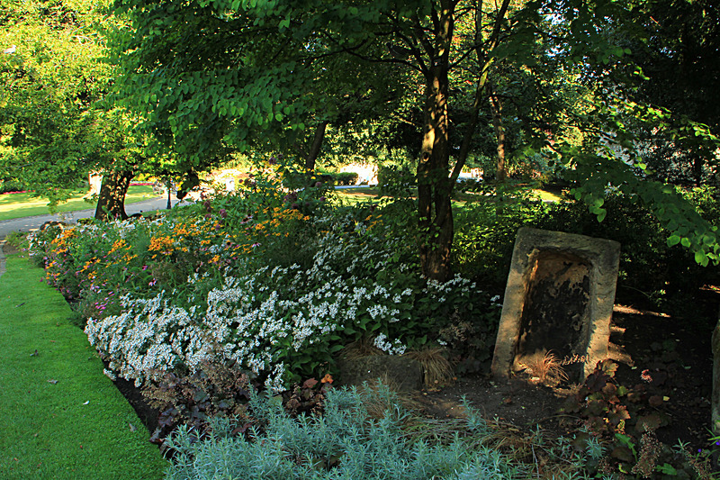JULY 2014  -34 - FOUR SEASONS MUSEUM GARDENS
