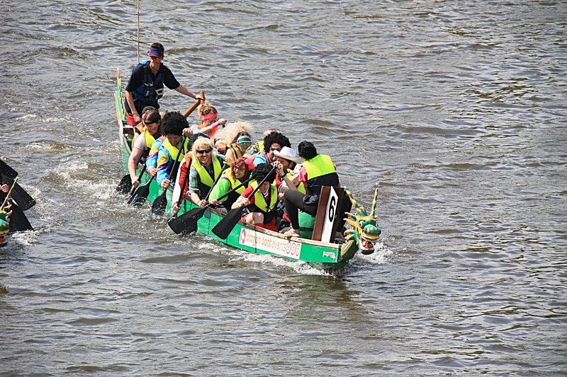 BV6R1755 - DRAGON BOAT RACES 2015 York Rotary Club