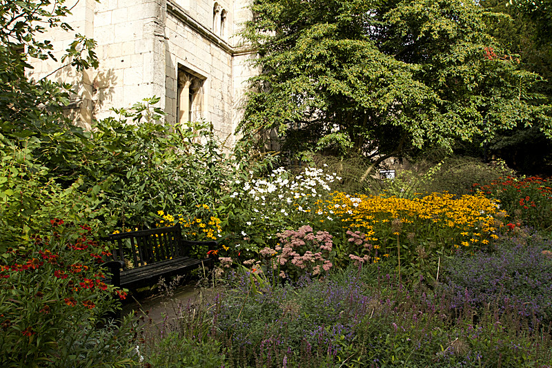 SEPTEMBER  2014    - FOUR SEASONS MUSEUM GARDENS