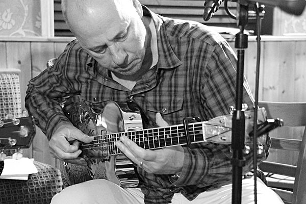 3779381 - Version 2 - MARK KNOPFLER & STEVE PHILLIPS