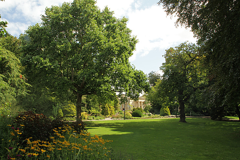AUGUST 2014  -9 - FOUR SEASONS MUSEUM GARDENS