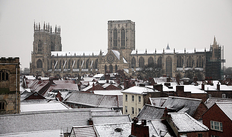 IMG_8479 SNOWY ROOFTOPS VIEW OF YORK MINSTER - PORTFOLIO 2015