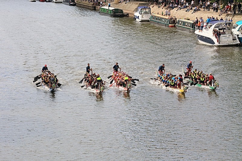 BV6R1915 - DRAGON BOAT RACES 2015 York Rotary Club