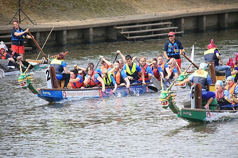 BV6R1539 - DRAGON BOAT RACES 2015 York Rotary Club