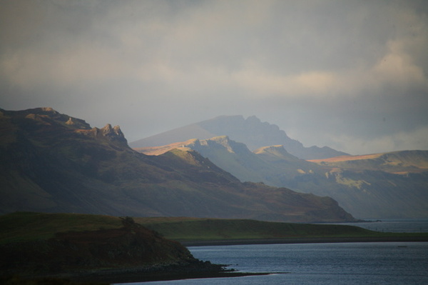 21. MOUNTAINS, ISLE OF SKY - SCOTLAND
